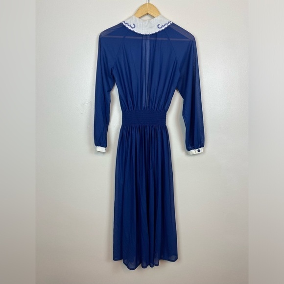 VINTAGE KAY WINDSOR 1950s-1960s Collared Embroidered Button Smock Waist Dress - Picture 9 of 11